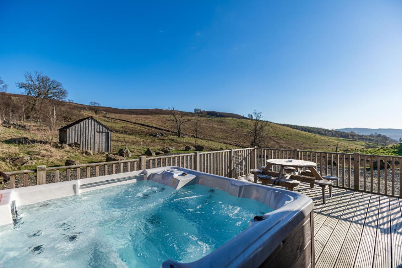 Stags View With Hot Tub Holiday home
