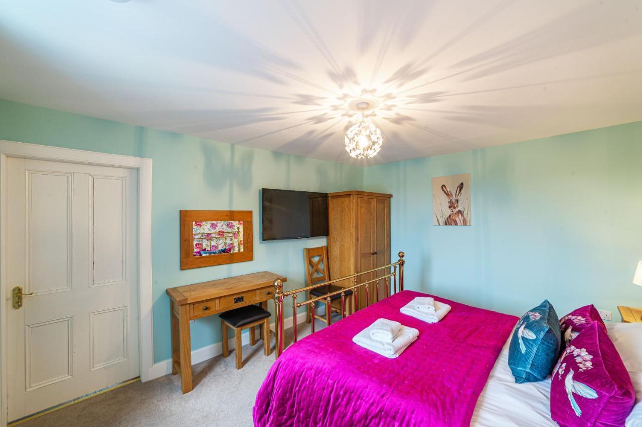 Stags View With Hot Tub Holiday home